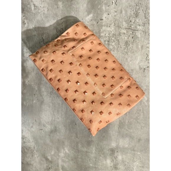 Marie Turnor Pyramid Stud lunch Bag Clutch Rose - Picture 3 of 10